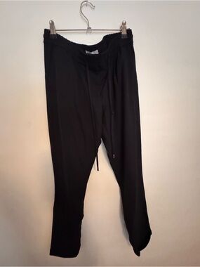Hugo Boss Black Jogger Pants - Comfortable Everyday Fit - US size 4 Women’s
